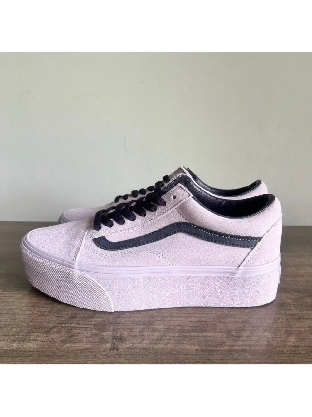 Vans Old Skool Unisex Suede Lavender Shoe Size 8 or 9.5 #217